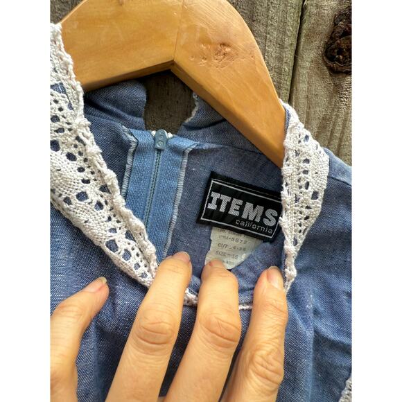 70s Chambray Prairie Dress, Lace Collar Midi - Vintage - Picture 4 of 9